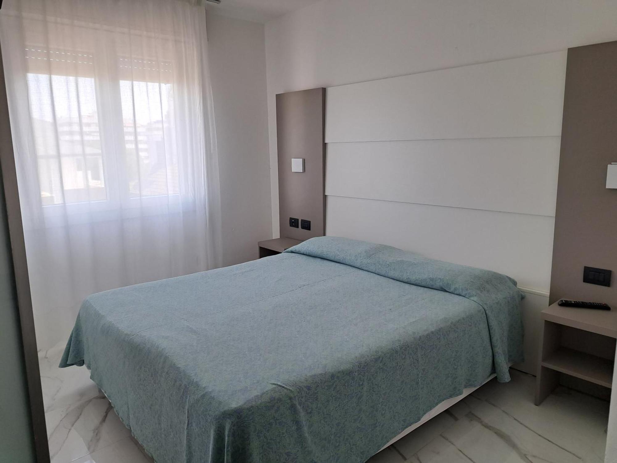 Hotel Consuelo Lignano Sabbiadoro Esterno foto
