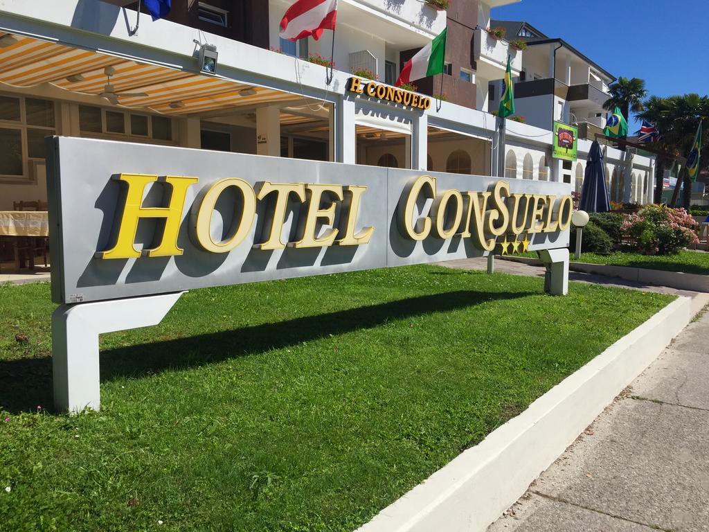 Hotel Consuelo Lignano Sabbiadoro Esterno foto
