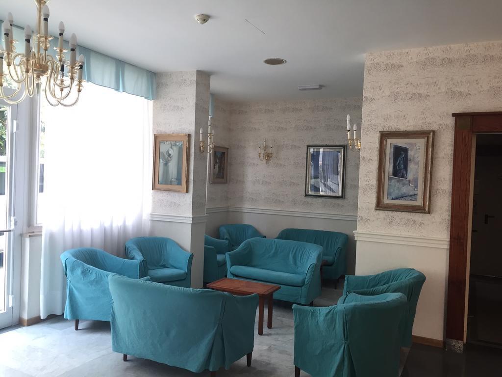 Hotel Consuelo Lignano Sabbiadoro Esterno foto