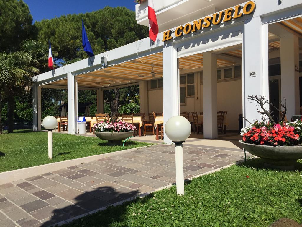 Hotel Consuelo Lignano Sabbiadoro Esterno foto